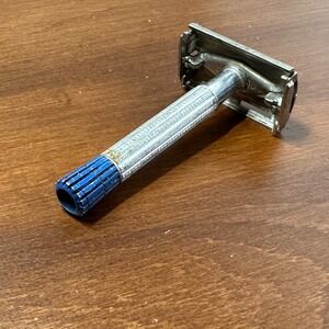 Vintage Gillette Blue Tip Super Speed C 1957 Safety Razor TTO USA